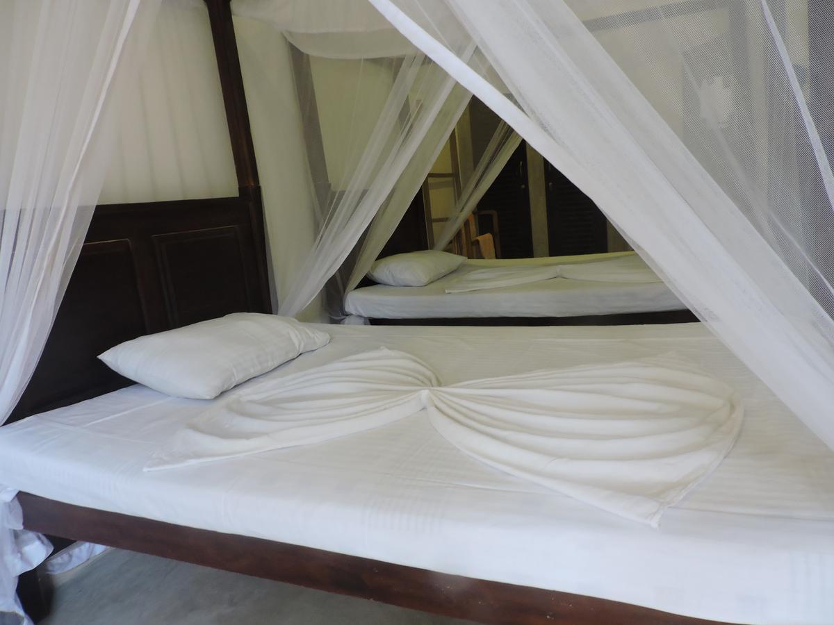 Asantha Guest House Unawatuna Eksteriør billede